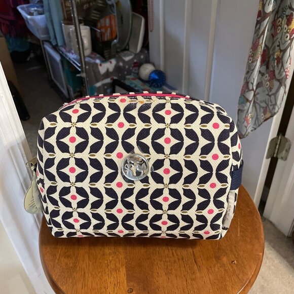 Spartina 449 Maritime Cosmetic Case - Flat - NWT - Picture 1 of 7
